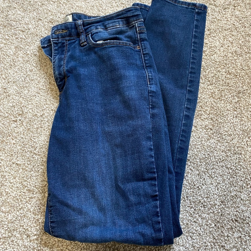 Universal Thread Dark Wash Skinny Jeans
